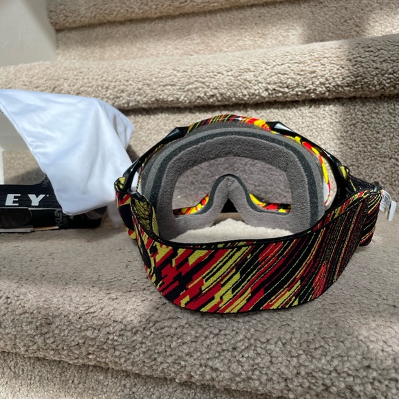 Oakley Mayhem Pro MX Goggles - Picture 4 of 4